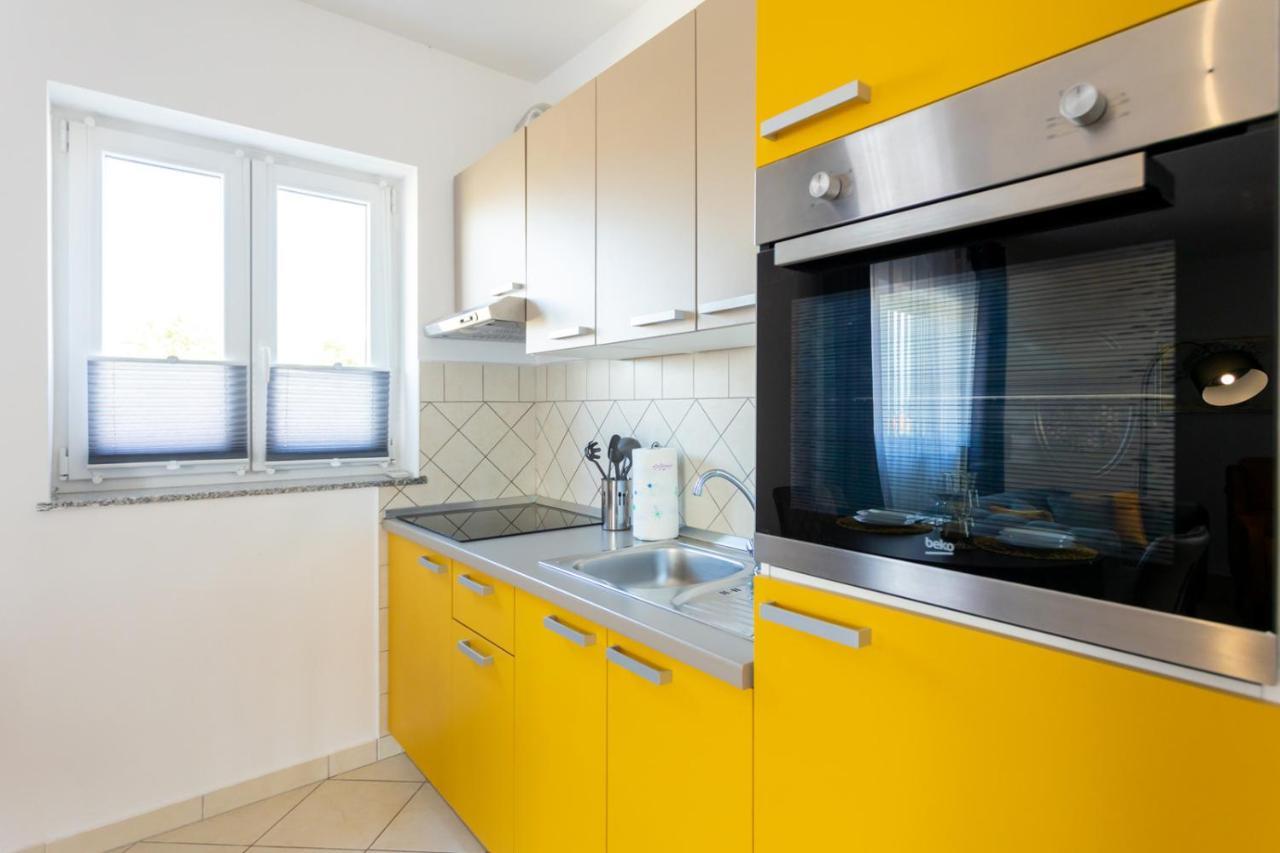 מאלינסקה Apartment Demo מראה חיצוני תמונה