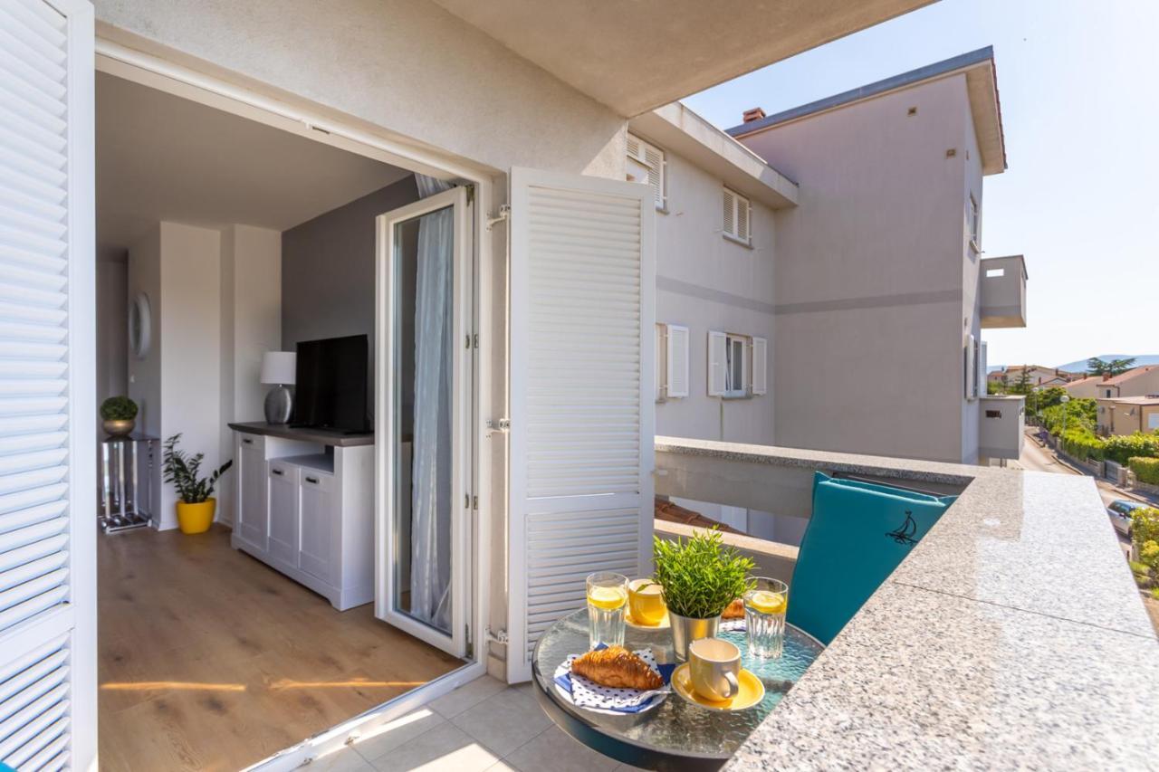 מאלינסקה Apartment Demo מראה חיצוני תמונה